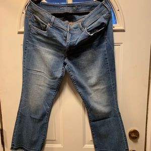 American eagle kick crop jeans